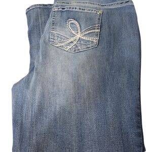 Wallflower Women's Light Blue Boot Cut Jeans